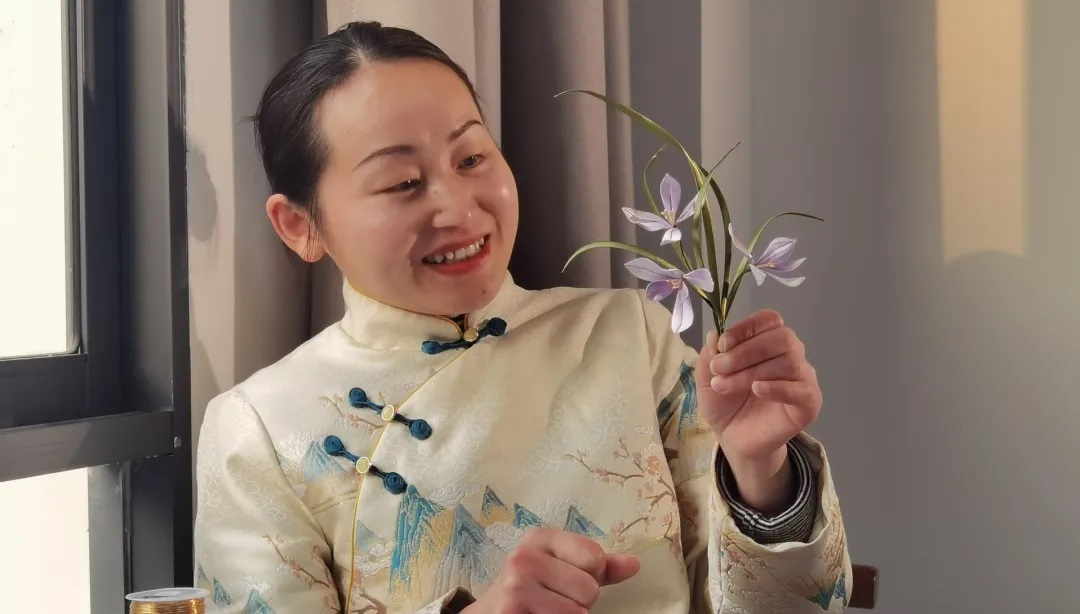 華中文交所:健全服務(wù)體系為產(chǎn)業(yè)發(fā)展蓄勢(shì)賦