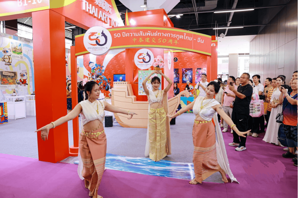 中國影視動漫版權(quán)博覽會合作金額超15億元