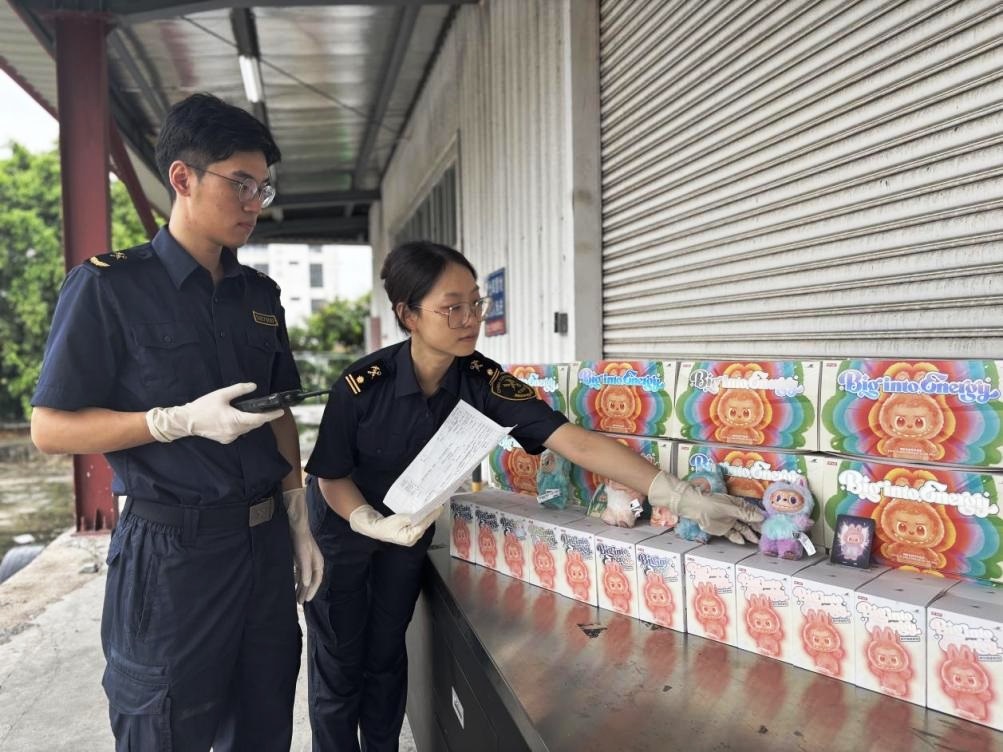 今年全國(guó)海關(guān)攔截183萬(wàn)件涉嫌侵權(quán)Labubu產(chǎn)品