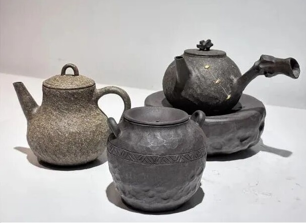 俏也不爭春:湖北美院手工藝作品展